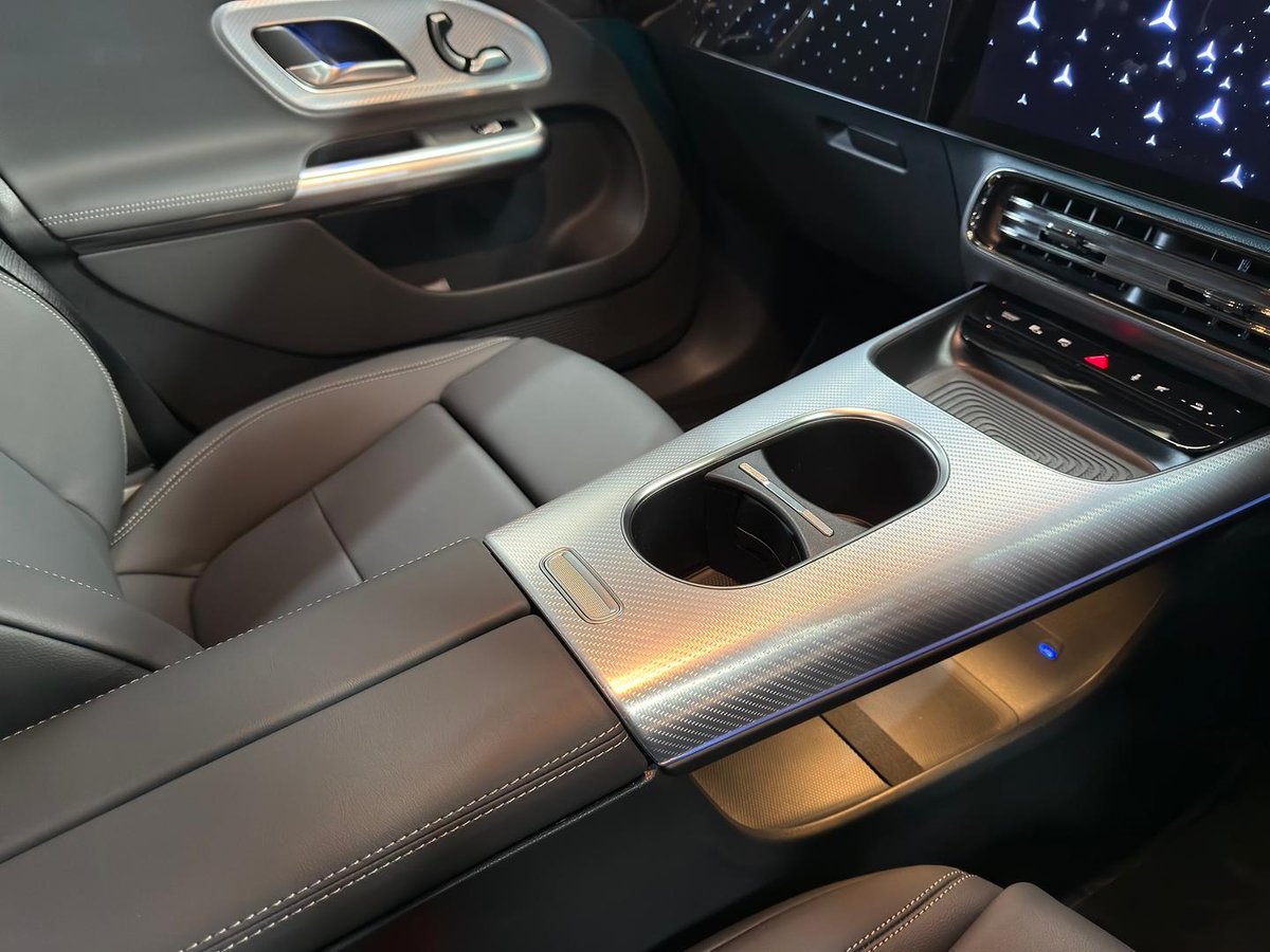 2026 Mercedes-Benz GLB-Class image 36