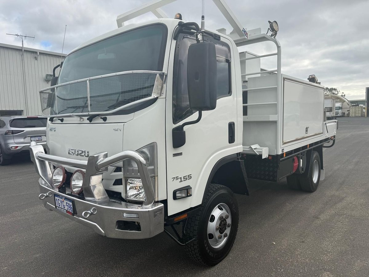 2019 Isuzu N Series NPS 45/75-155 image 3
