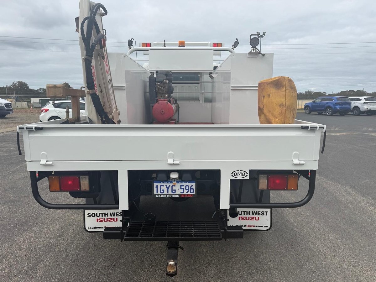 2019 Isuzu N Series NPS 45/75-155 image 12
