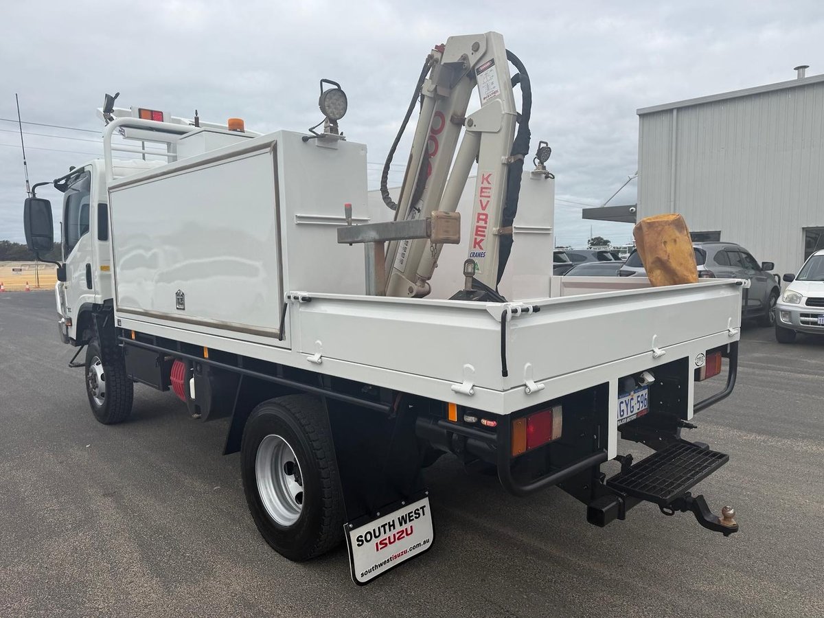 2019 Isuzu N Series NPS 45/75-155 image 11