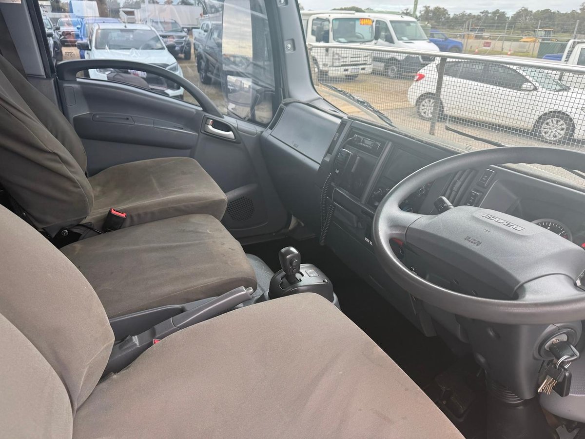 2019 Isuzu N Series NPS 45/75-155 image 20