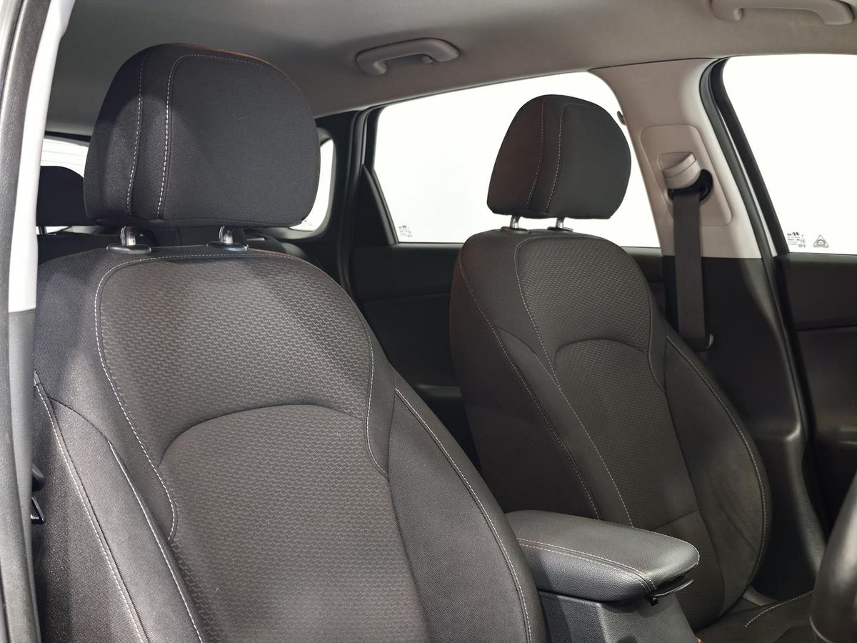 2018 Hyundai i30 Active PD MY18 image 6