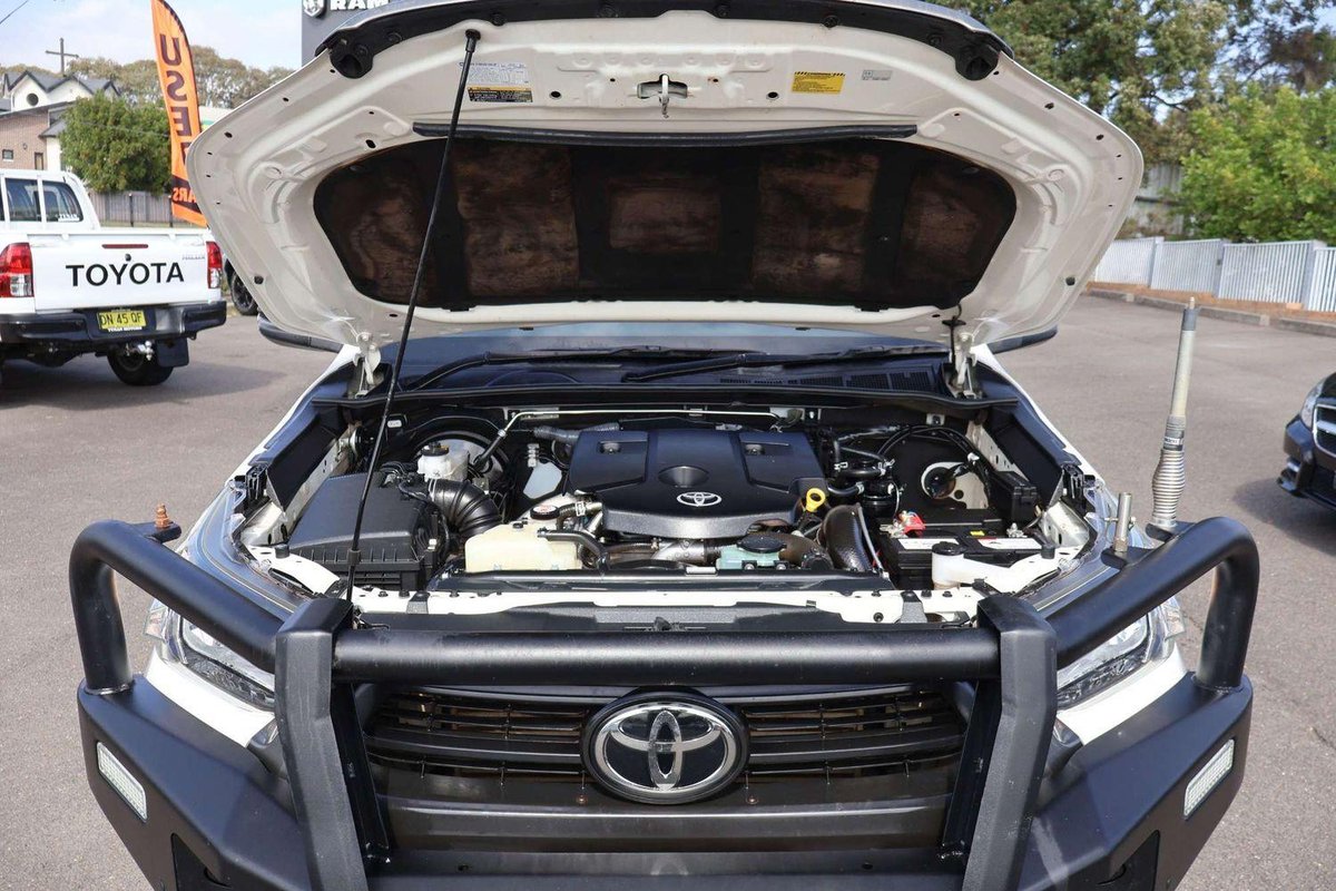 2023 Toyota Hilux SR GUN126R 4X4 Dual Range image 23