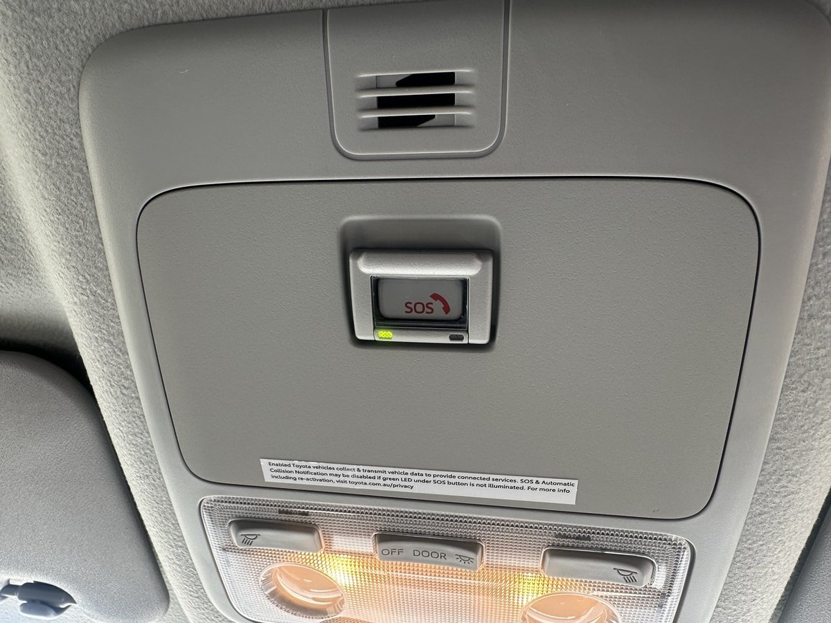 2023 Toyota Hiace LWB GDH300R image 19