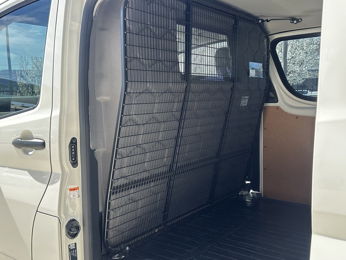 2023 Toyota Hiace LWB GDH300R image 9