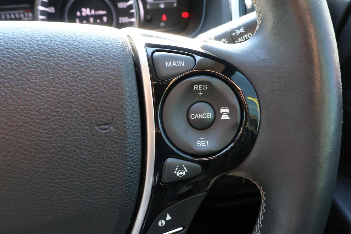 2018 Honda Odyssey VTi-L 5th Gen MY18 image 32