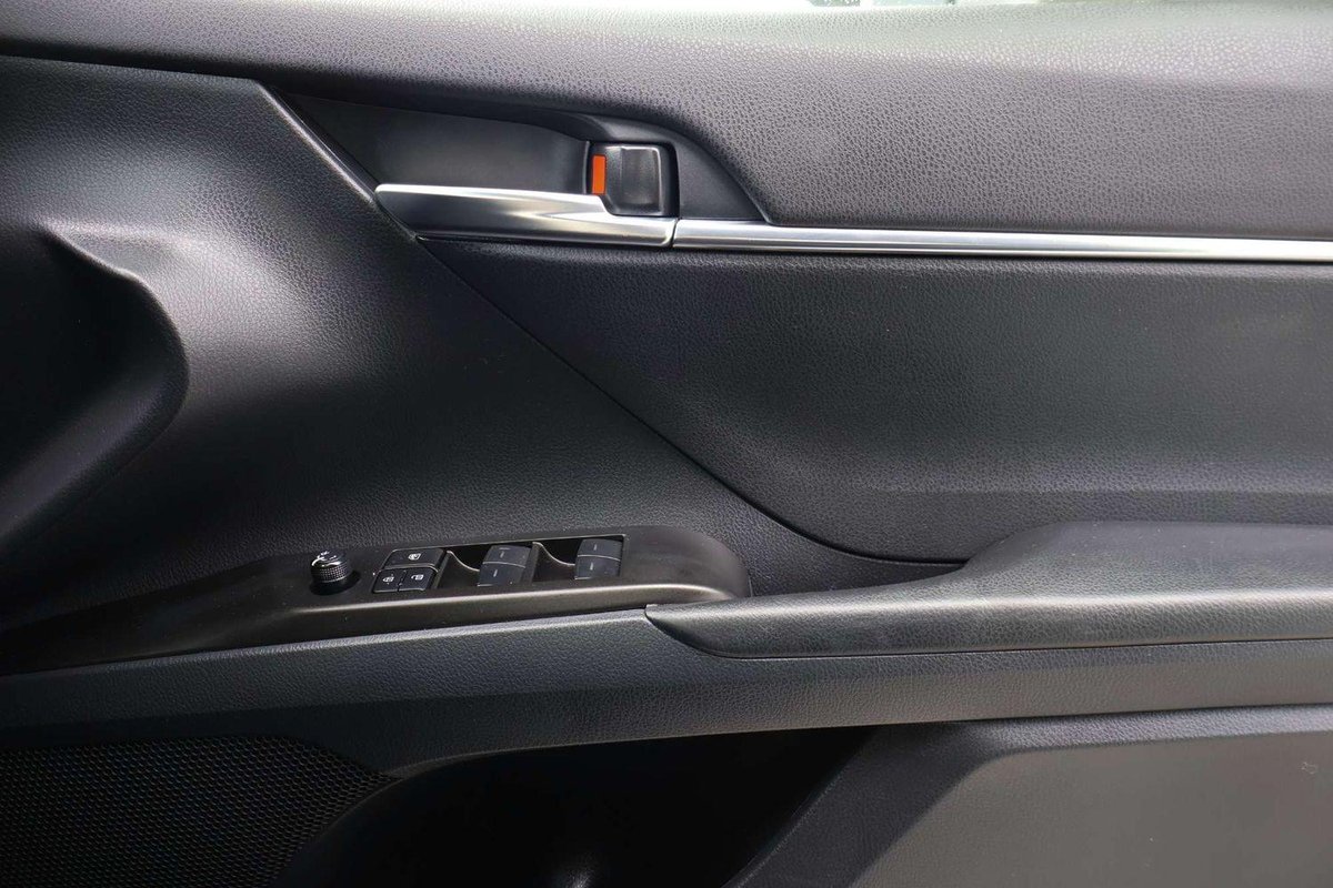 2024 Toyota Camry Ascent AXVH70R image 23