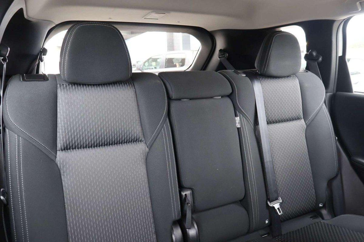 2025 Mitsubishi Outlander ES ZM MY24 image 21
