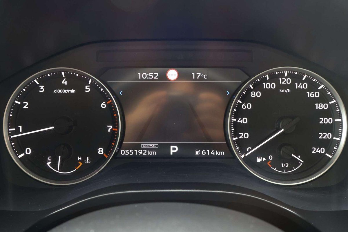 2025 Mitsubishi Outlander ES ZM MY24 image 17
