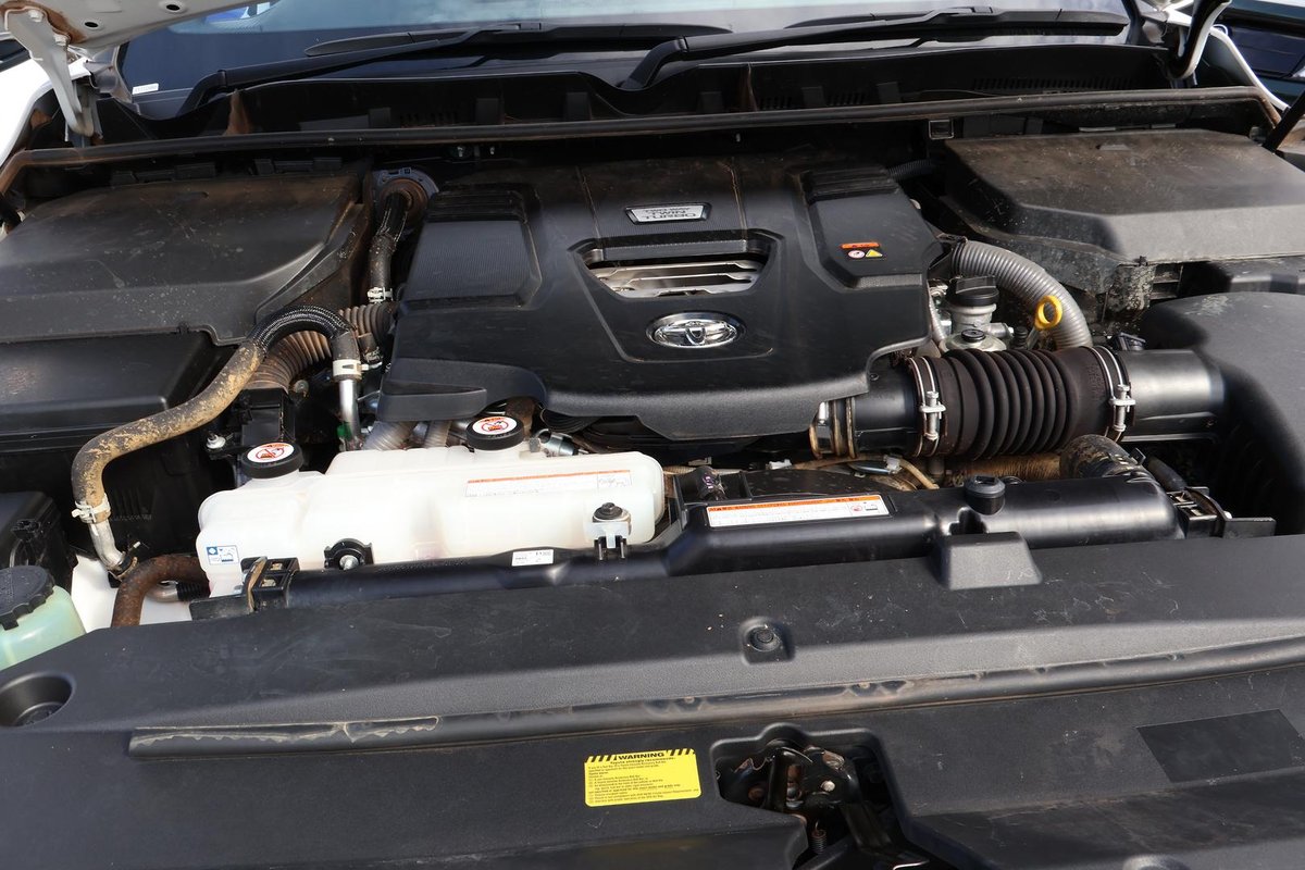 2024 Toyota Landcruiser GXL FJA300R 4X4 Dual Range image 12