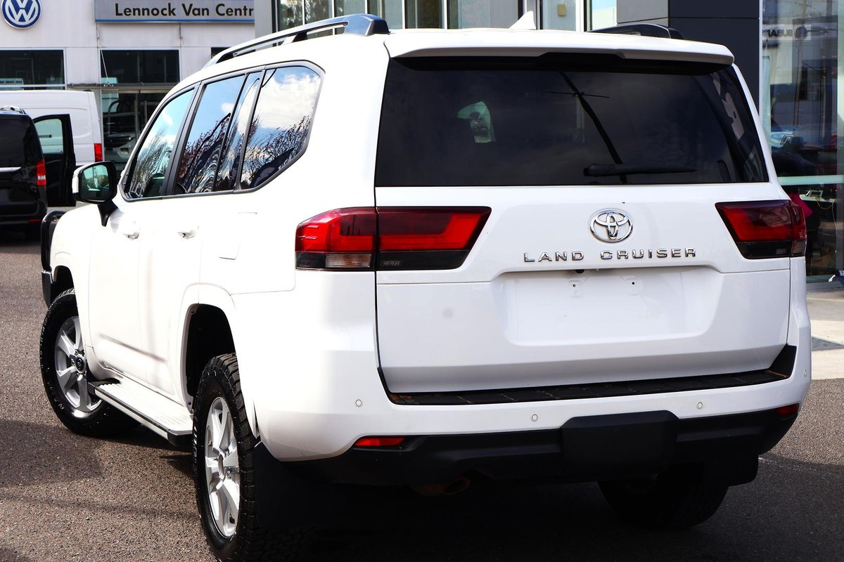 2024 Toyota Landcruiser GXL FJA300R 4X4 Dual Range image 4