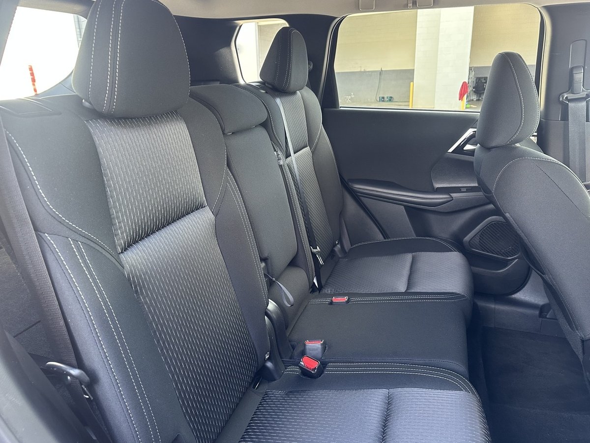 2024 Mitsubishi Outlander LS ZM MY24 image 14
