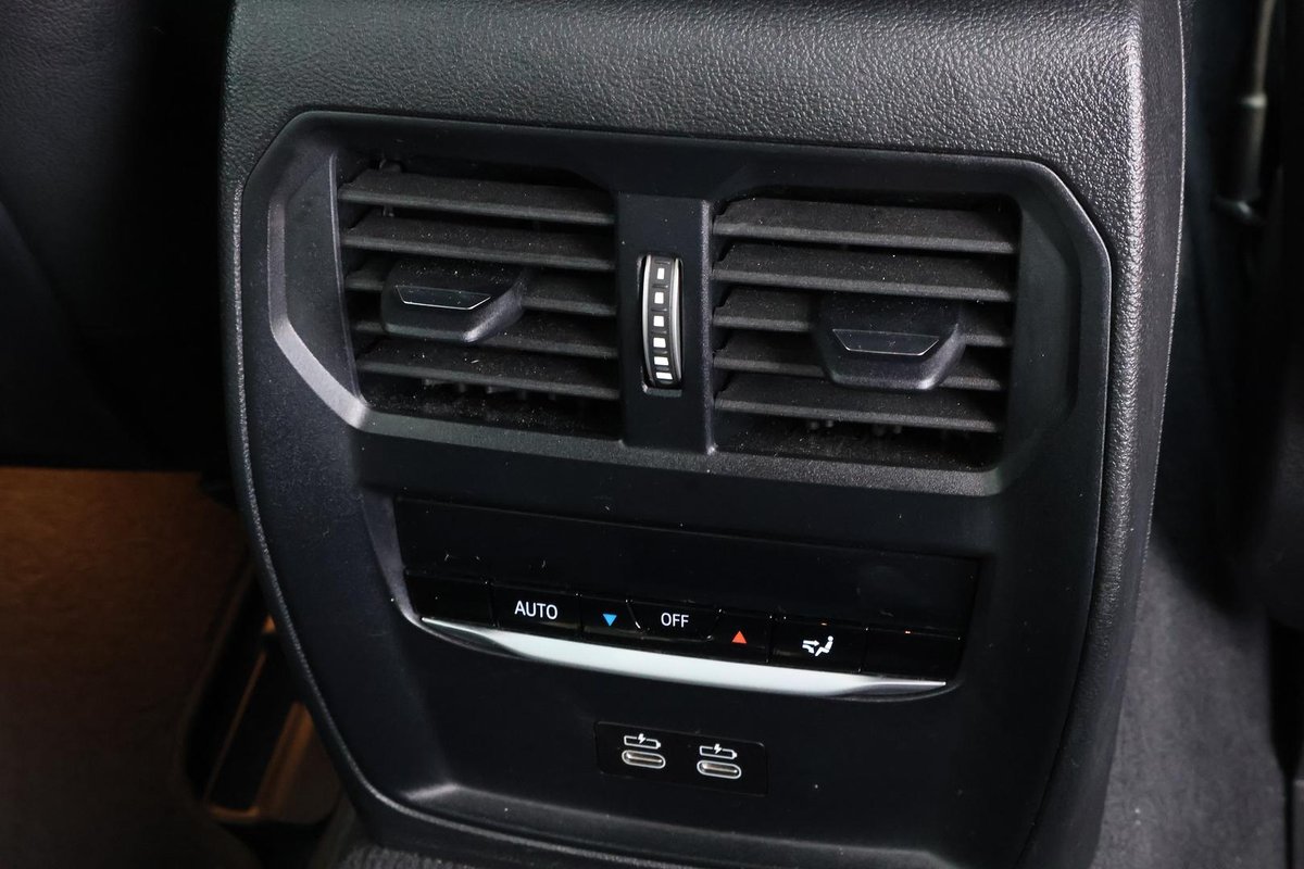 2023 BMW i4 eDrive35 G26 image 24