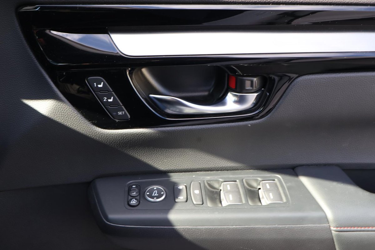 2024 Honda CR-V e:HEV RS MY24 image 36