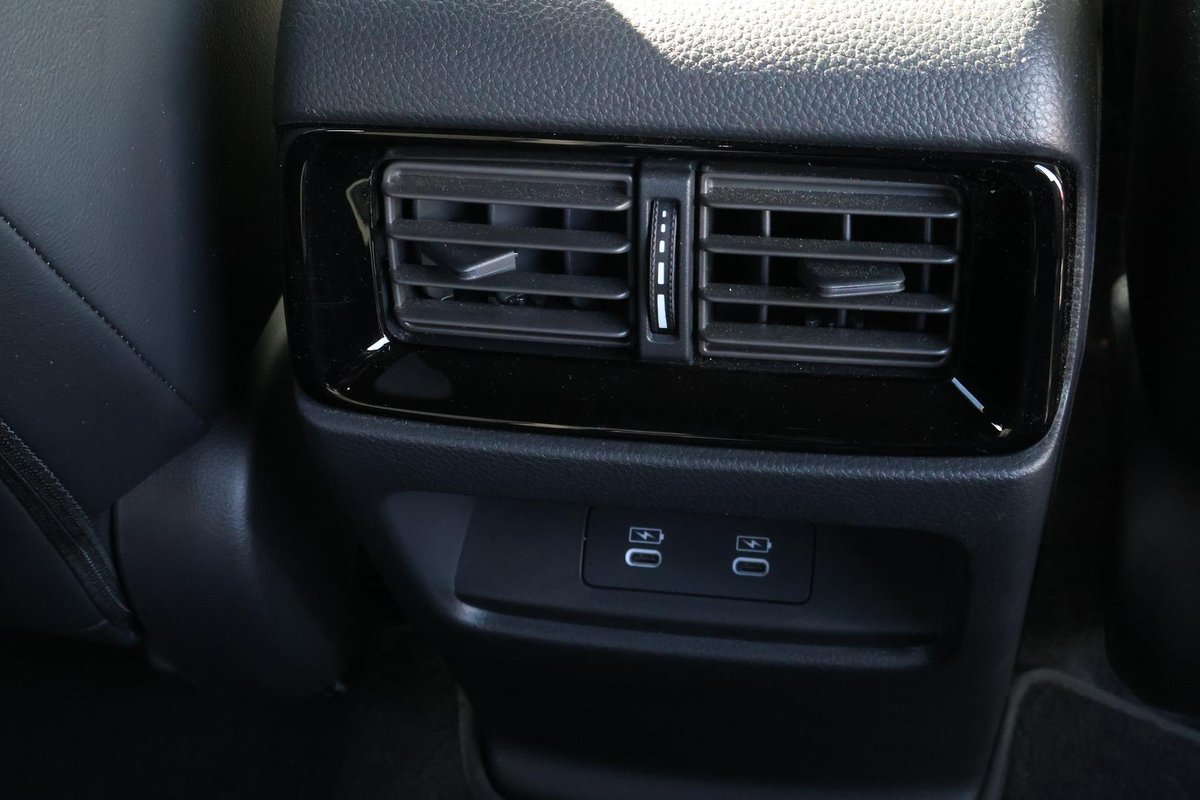 2024 Honda CR-V e:HEV RS MY24 image 25
