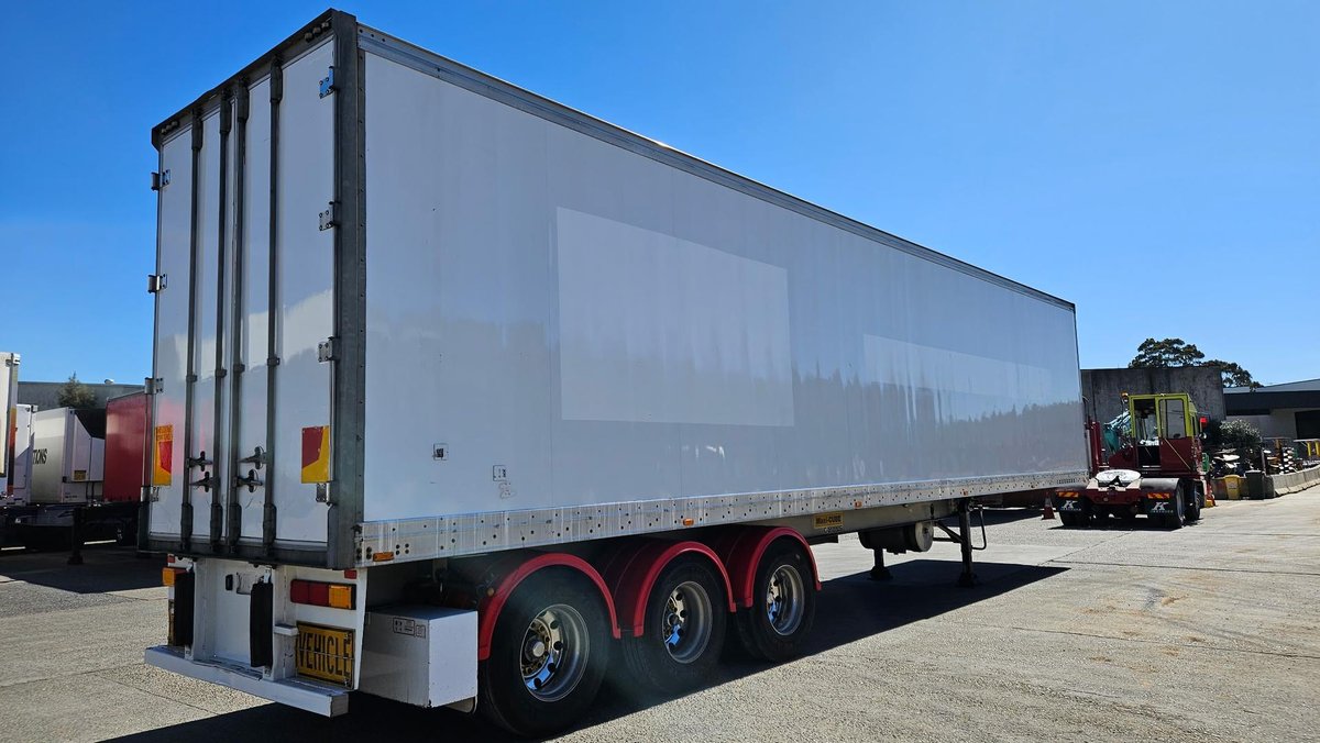 2011 Maxitrans 22P Freezer Van image 5