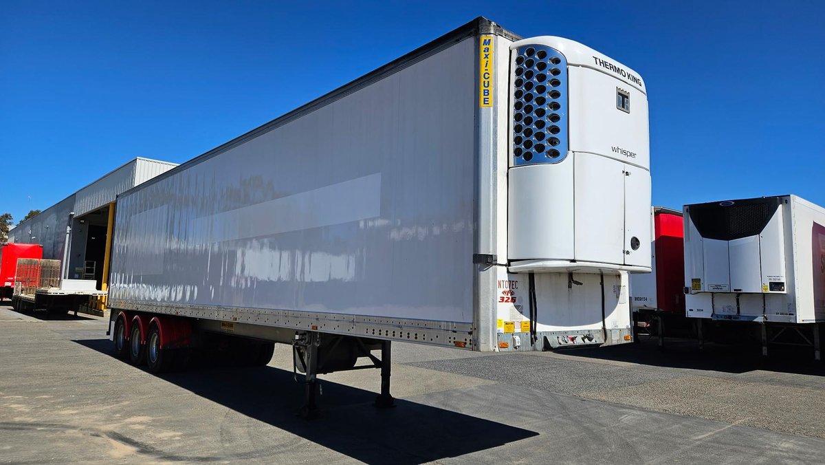 2011 Maxitrans 22P Freezer Van image 27