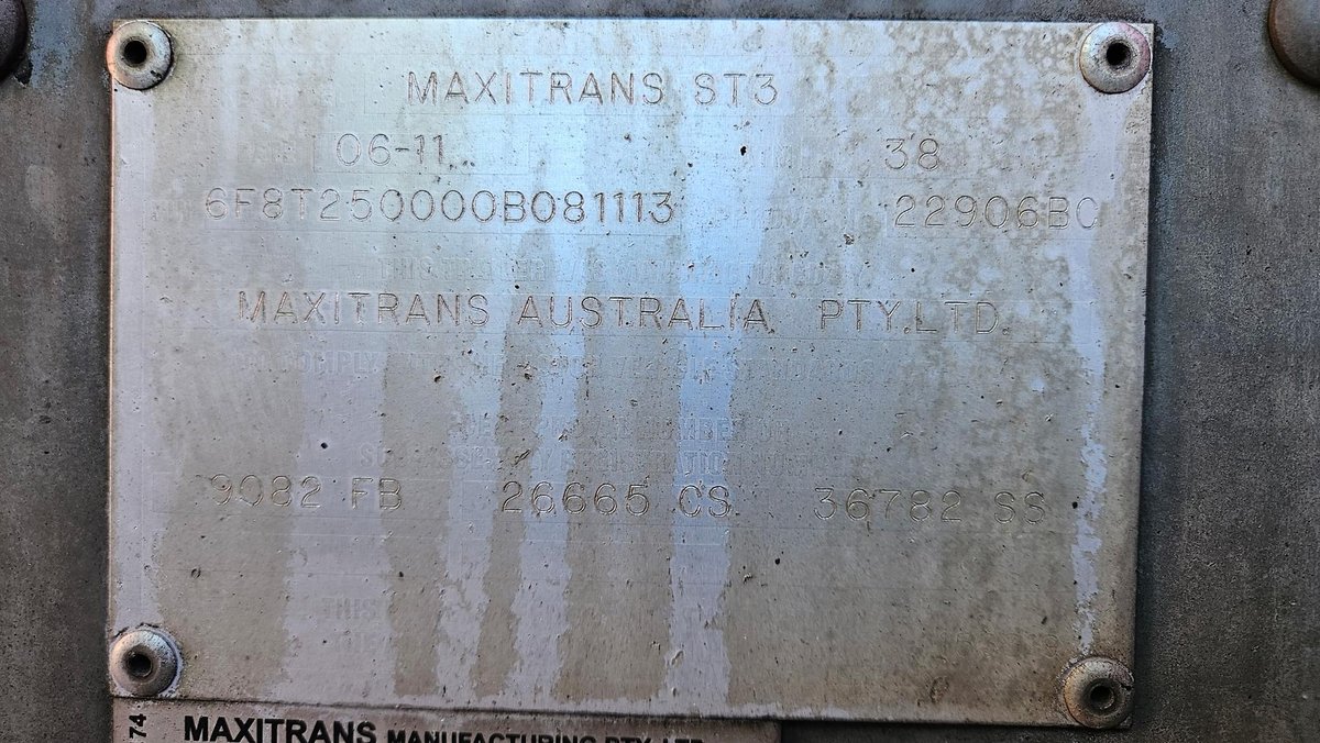2011 Maxitrans 22P Freezer Van image 13