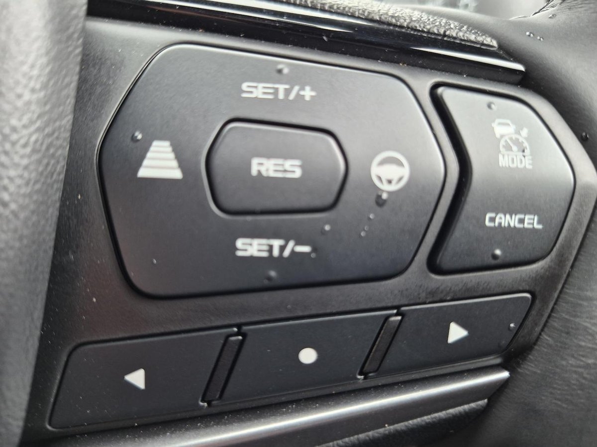 2026 Isuzu MU-X X-TERRAIN MY25.5 4X4 Dual Range image 18