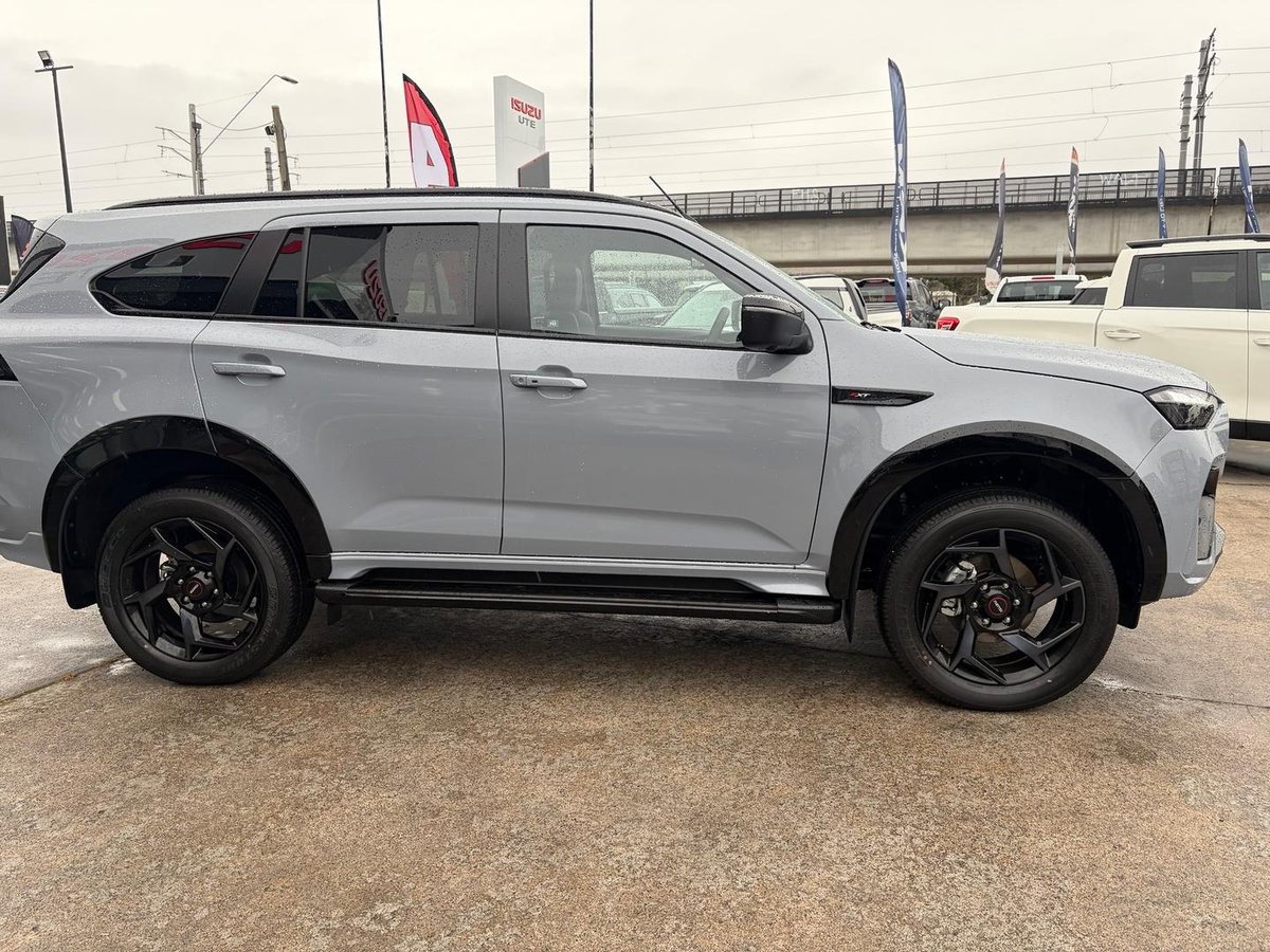 2026 Isuzu MU-X X-TERRAIN MY25.5 4X4 Dual Range image 8