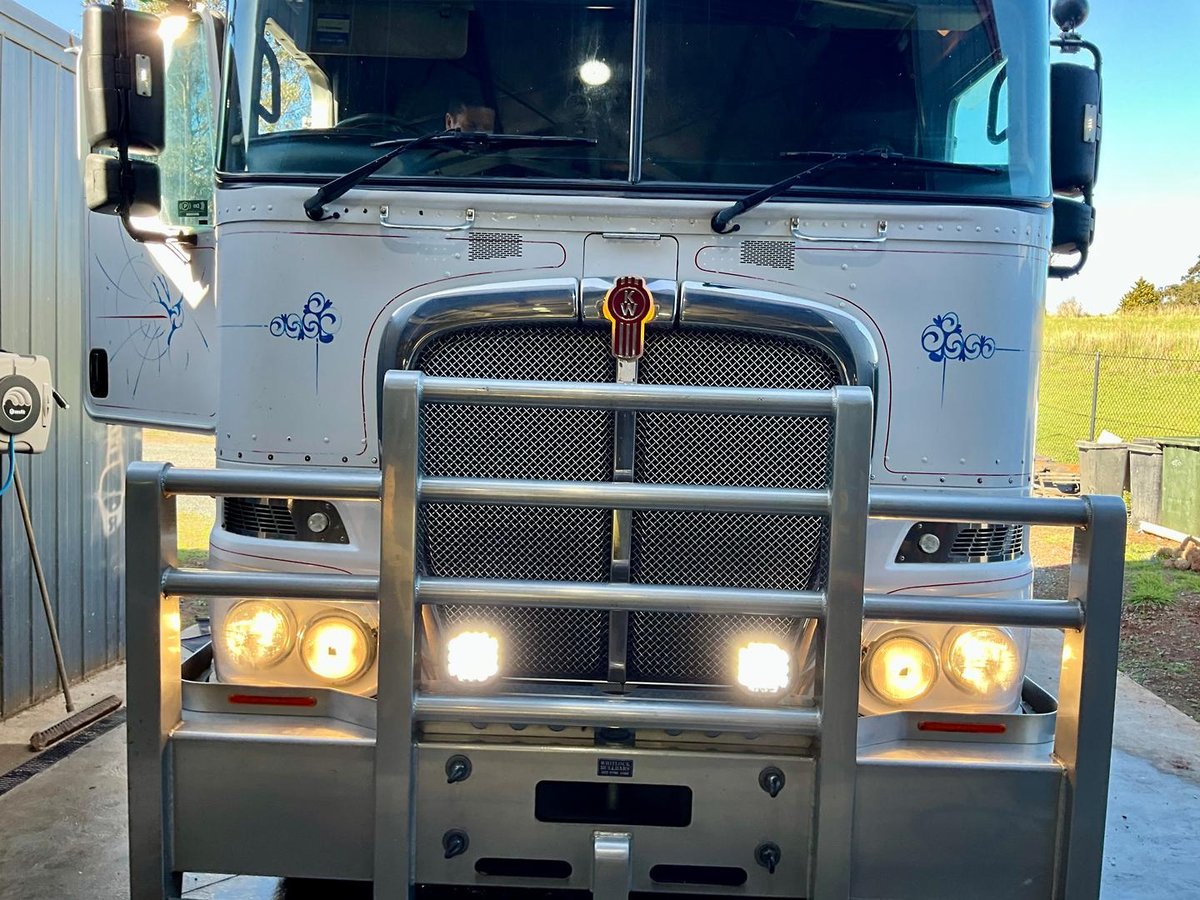 2014 Kenworth K200 image 6