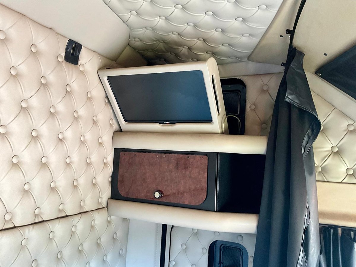 2014 Kenworth K200 image 21