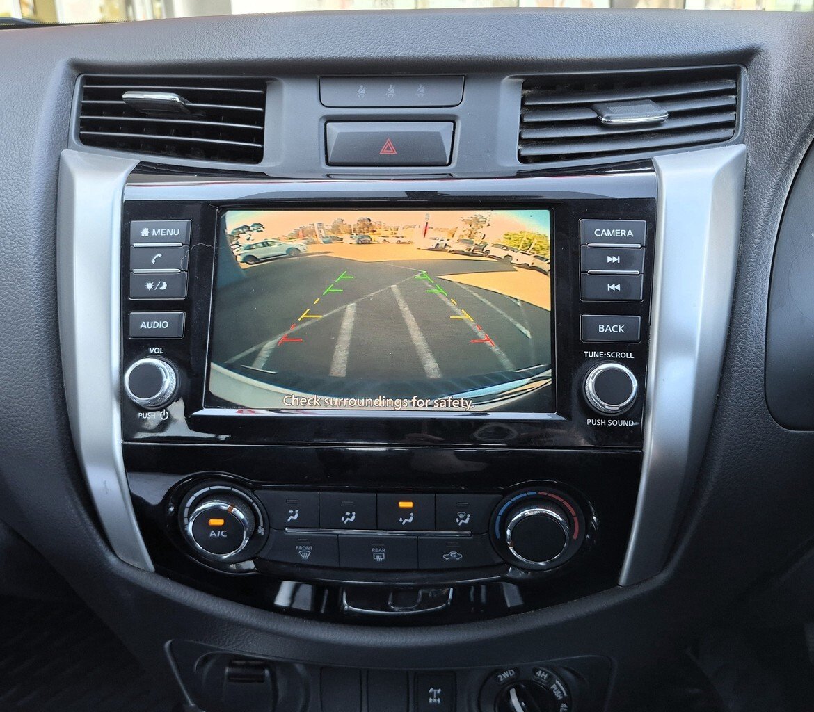 2020 Nissan Navara ST D23 Series 4 4X4 Dual Range image 18