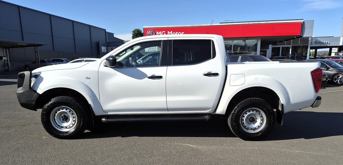 2020 Nissan Navara ST D23 Series 4 4X4 Dual Range image 6