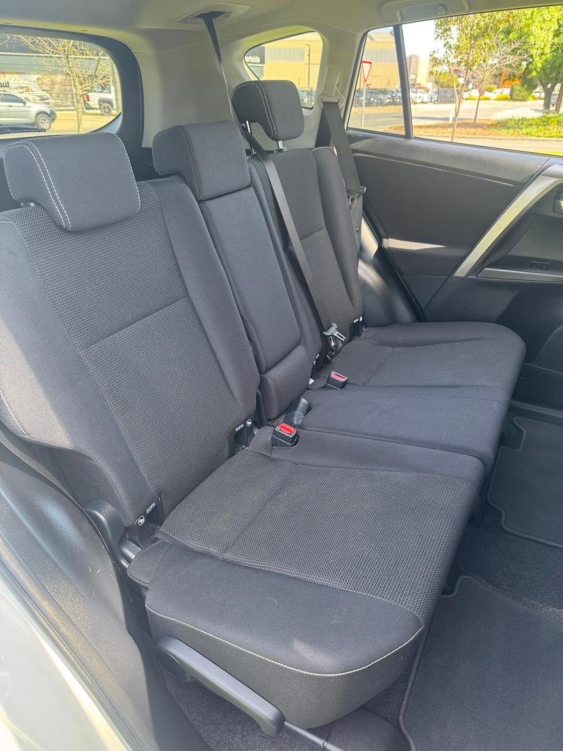 2018 Toyota RAV4 GXL ASA44R AWD image 25