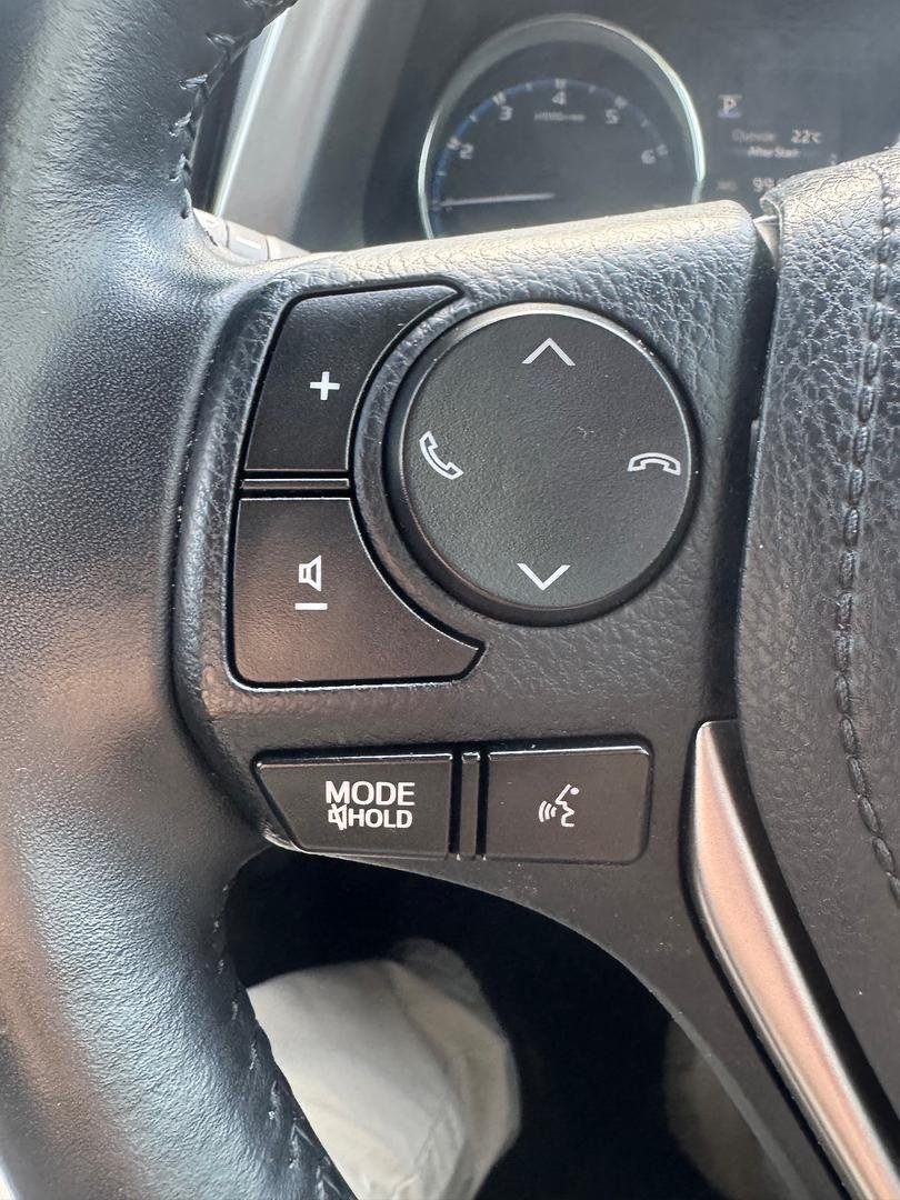 2018 Toyota RAV4 GXL ASA44R AWD image 19