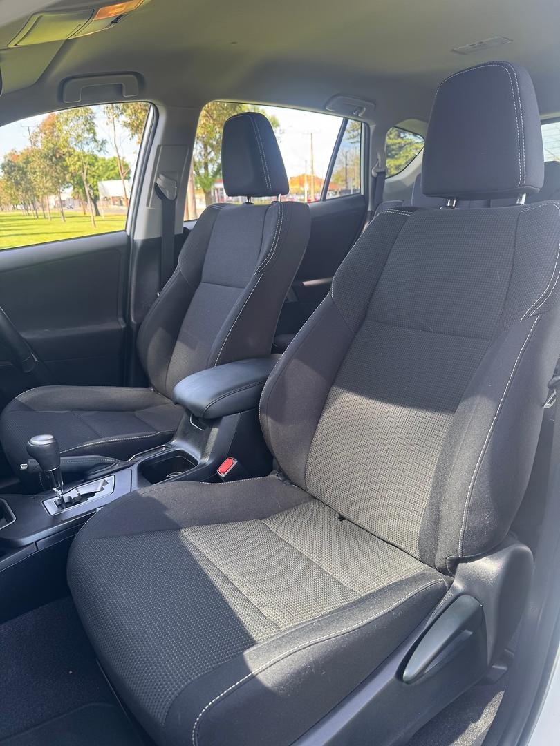 2018 Toyota RAV4 GXL ASA44R AWD image 11