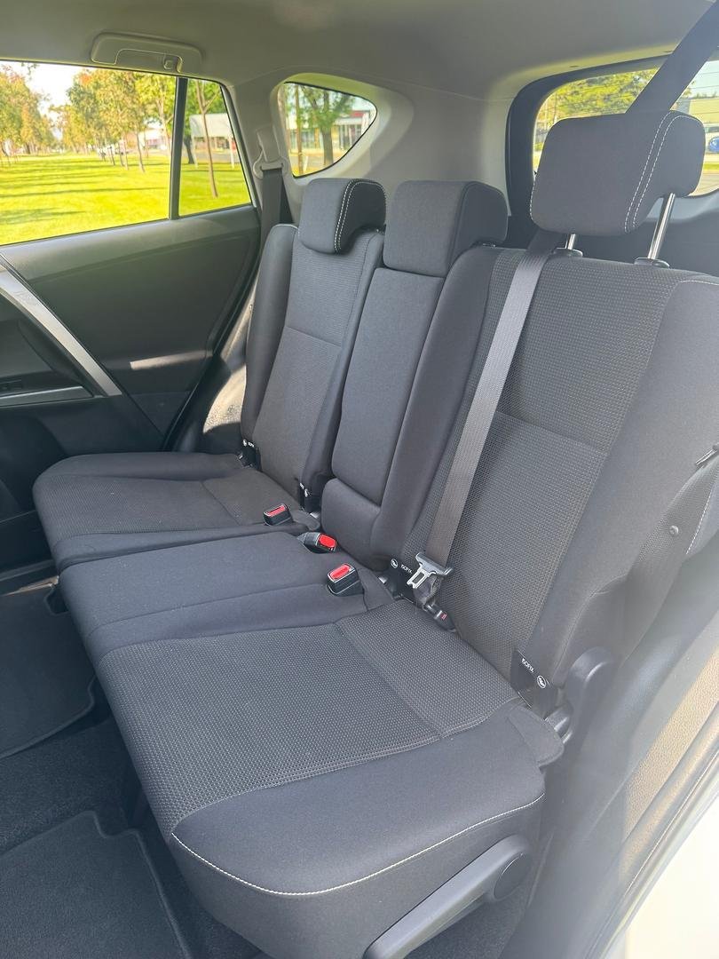2018 Toyota RAV4 GXL ASA44R AWD image 12