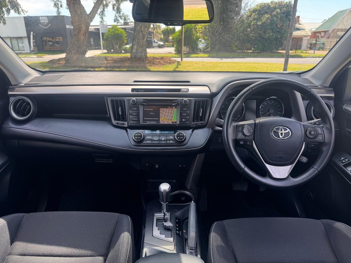 2018 Toyota RAV4 GXL ASA44R AWD image 13