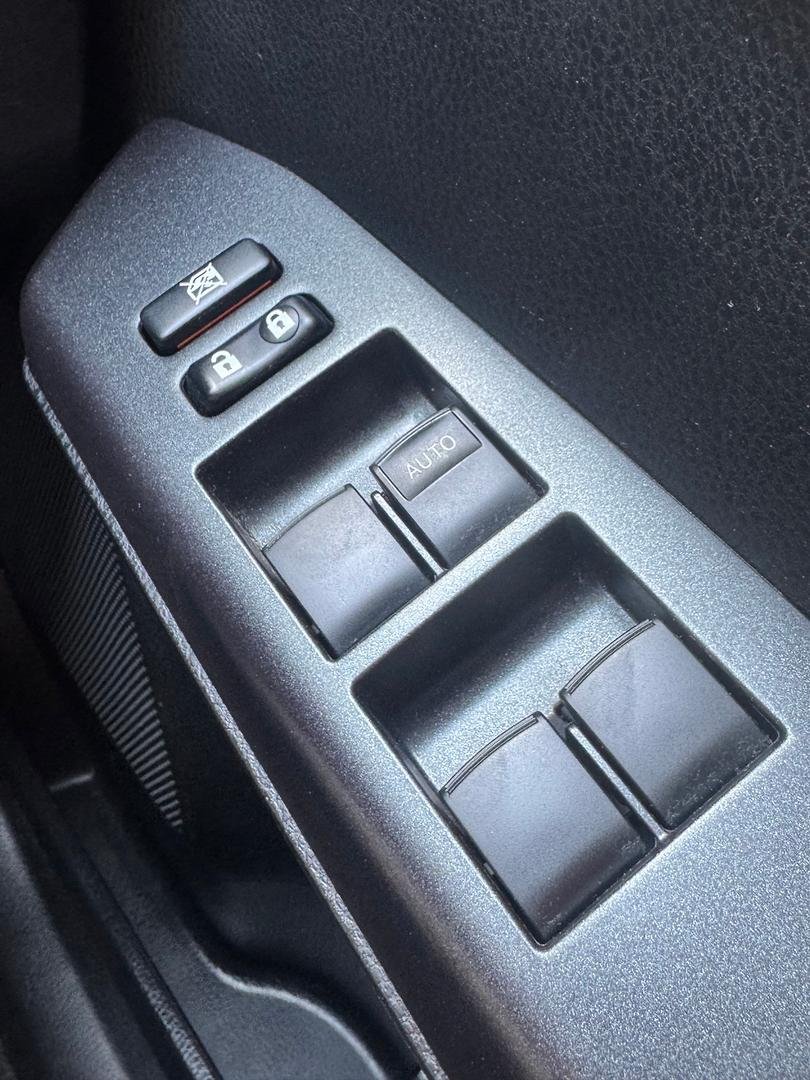 2018 Toyota RAV4 GXL ASA44R AWD image 22