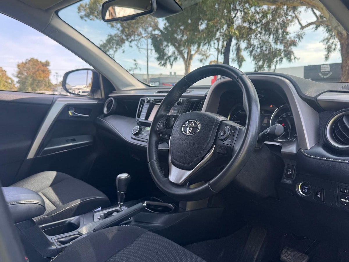 2018 Toyota RAV4 GXL ASA44R AWD image 9