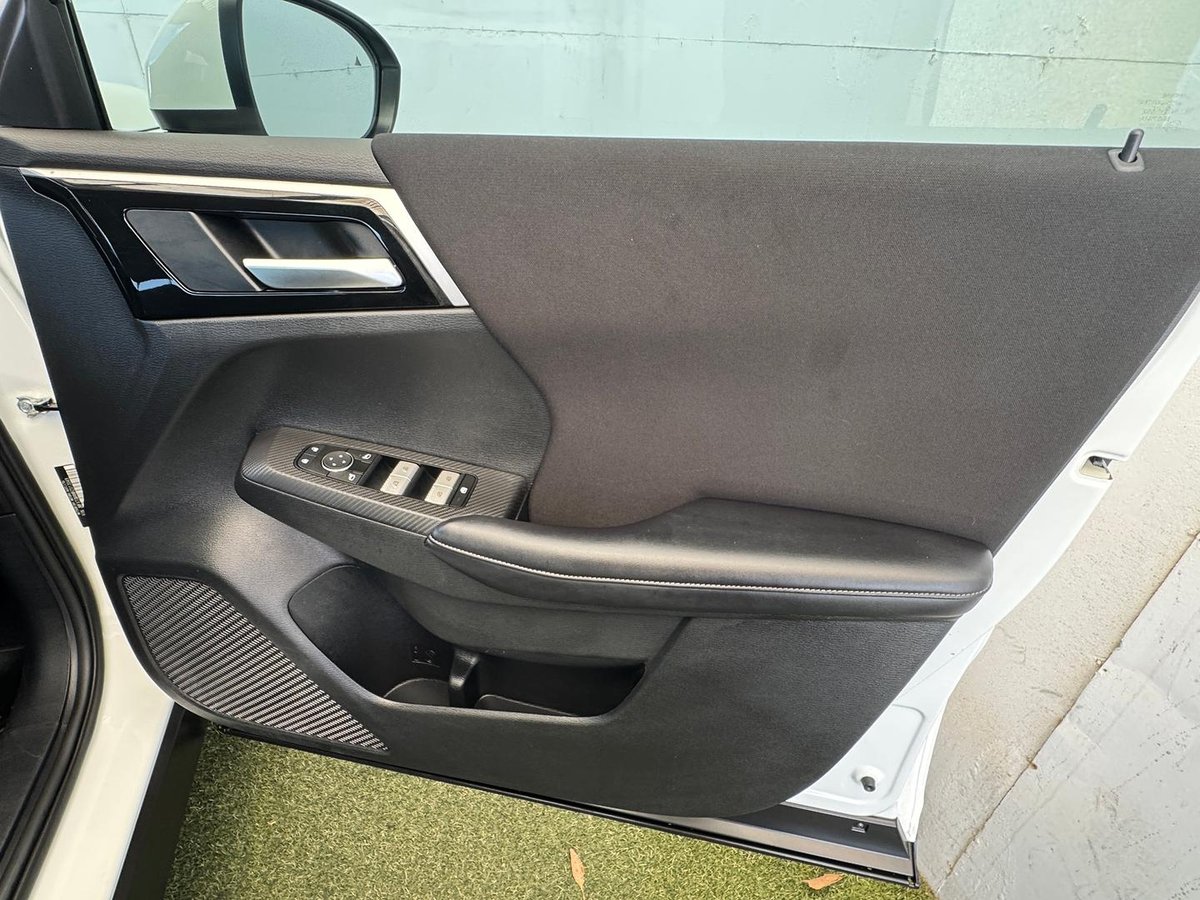 2024 Mitsubishi Outlander ES ZM MY24 image 15