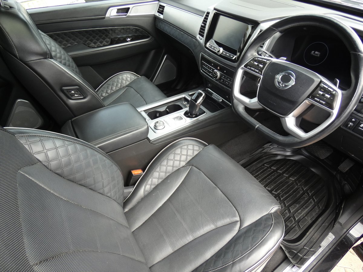 2022 SsangYong Rexton Ultimate Y450 MY23 4X4 Dual Range image 15
