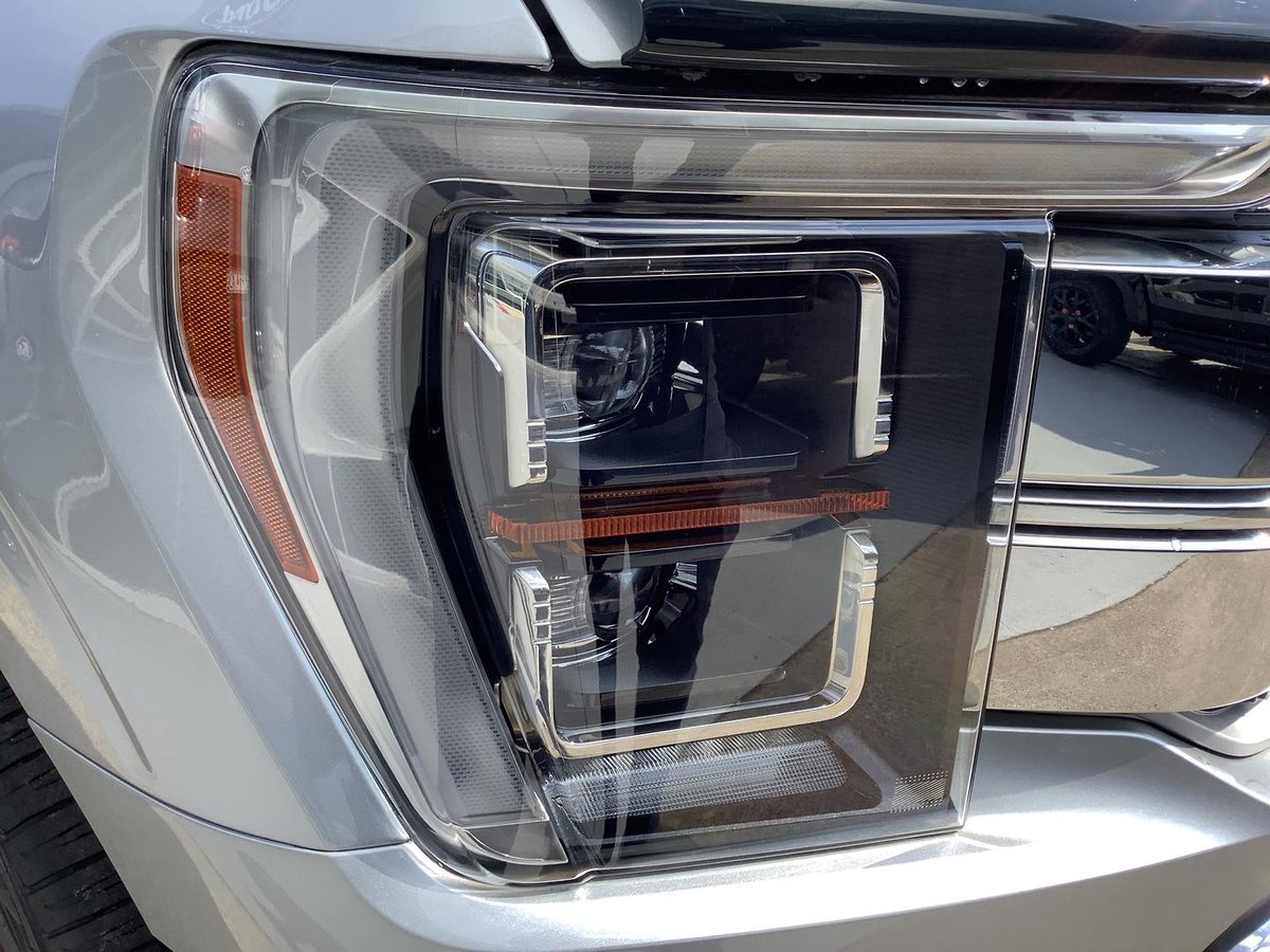 2023 Ford F-150 Lariat MY23 4X4 Dual Range image 9