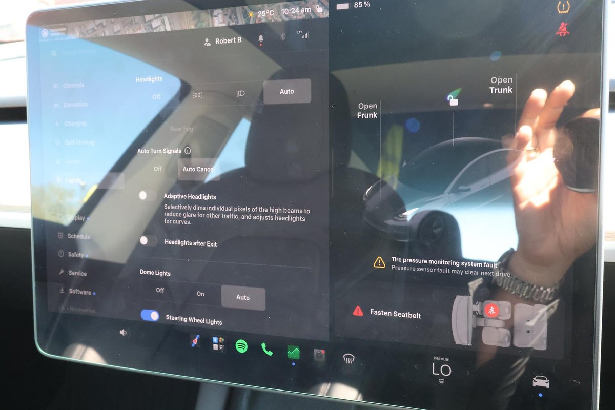 2023 Tesla Model 3 Rear-Wheel Drive image 27