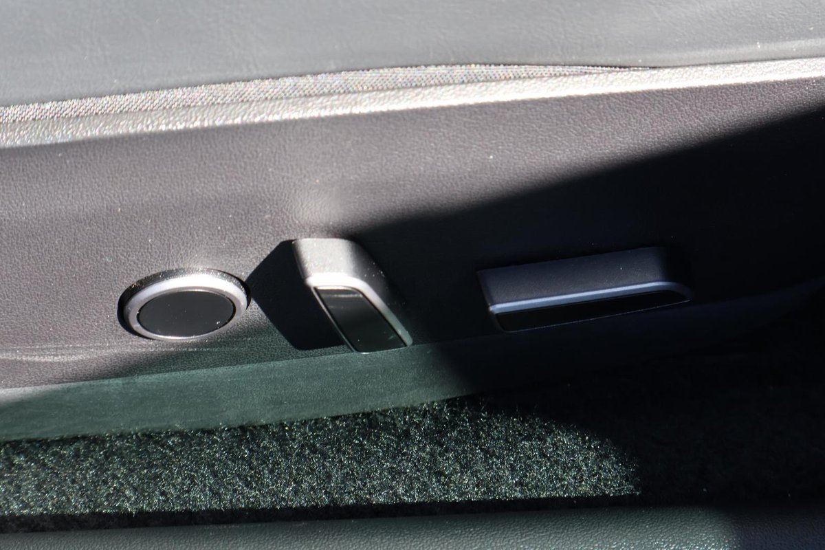 2023 Tesla Model 3 Rear-Wheel Drive image 16