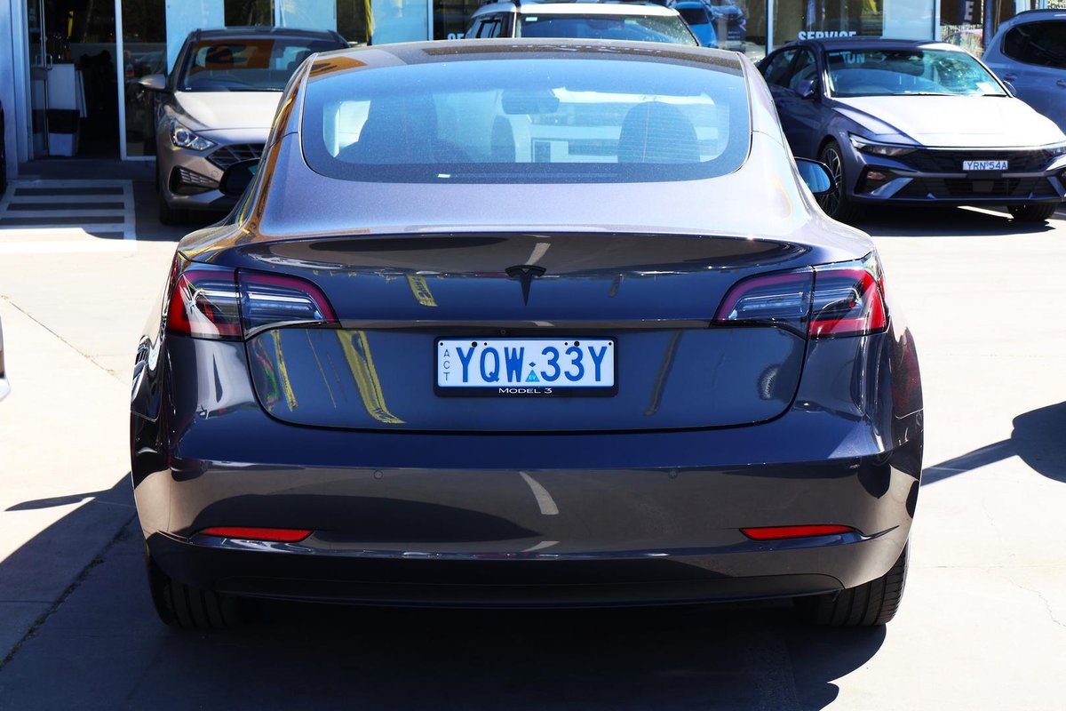 2023 Tesla Model 3 Rear-Wheel Drive image 6
