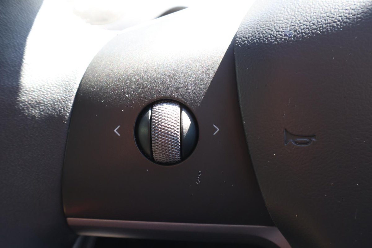 2023 Tesla Model 3 Rear-Wheel Drive image 30