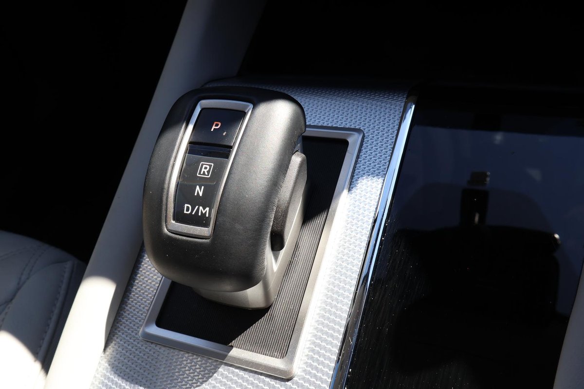 2024 Mitsubishi Outlander Exceed ZM MY24 AWD image 31