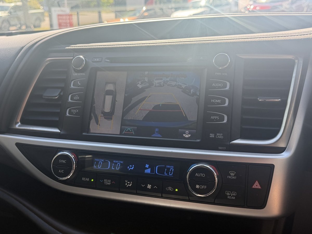 2023 Toyota Kluger image 13