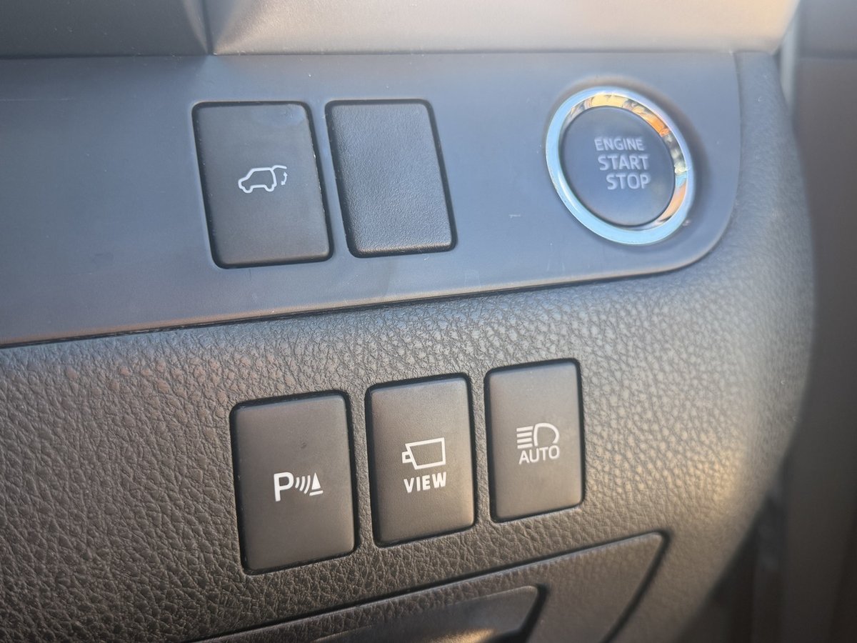 2023 Toyota Kluger image 19