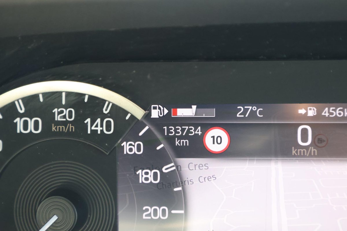 2022 Land Rover Defender 110 D300 SE L663 MY23 AWD image 25