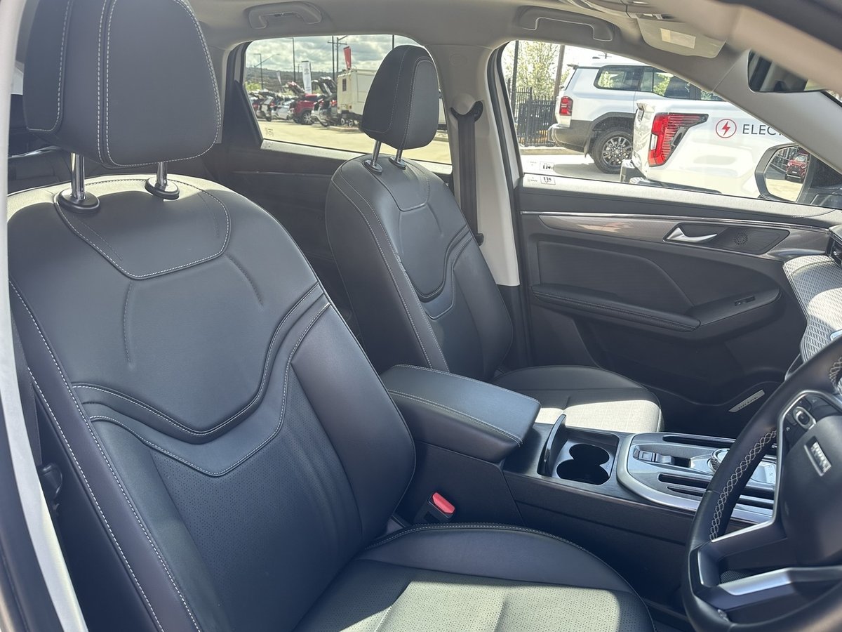 2024 GWM Haval Jolion Ultra Hybrid A02 image 10