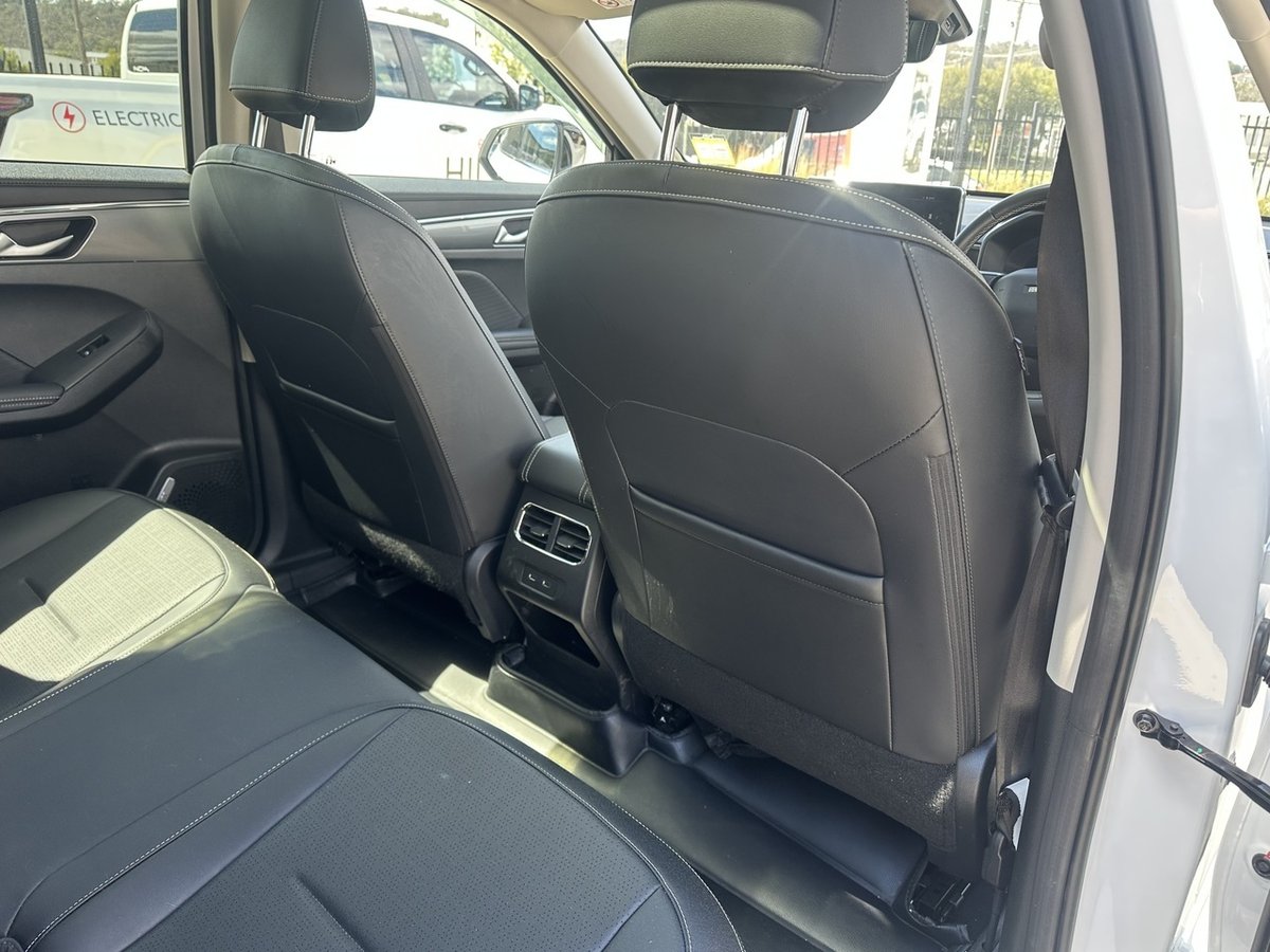 2024 GWM Haval Jolion Ultra Hybrid A02 image 11