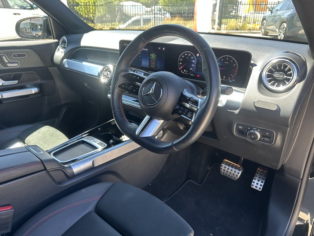 2024 Mercedes-Benz GLB-Class GLB200 X247 image 11