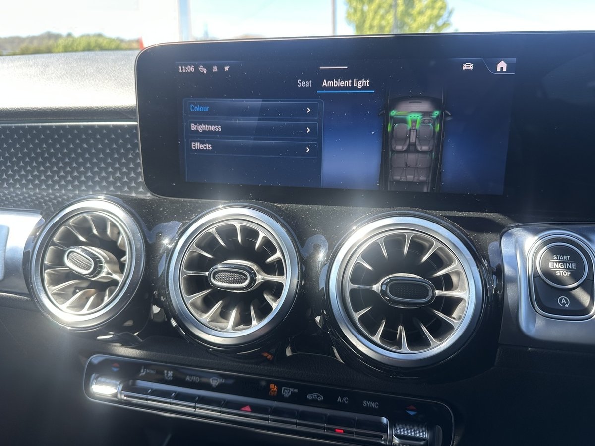2024 Mercedes-Benz GLB-Class GLB200 X247 image 19